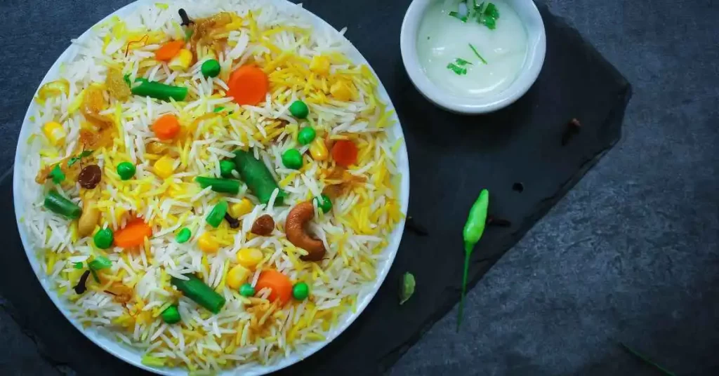  Best 10 Hotel food in Ayodhya